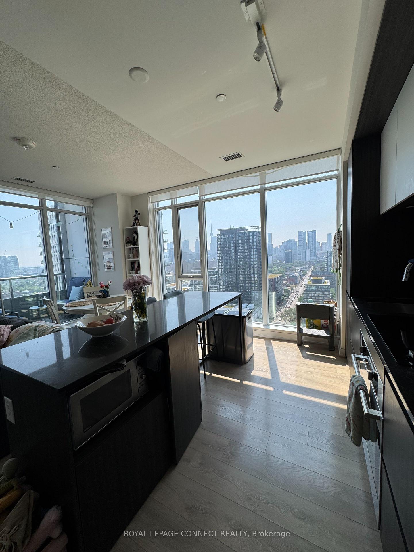 Photo 18 of Unit 2005, 225 Sumach Street, Toronto, Regent Park — HOMEH
