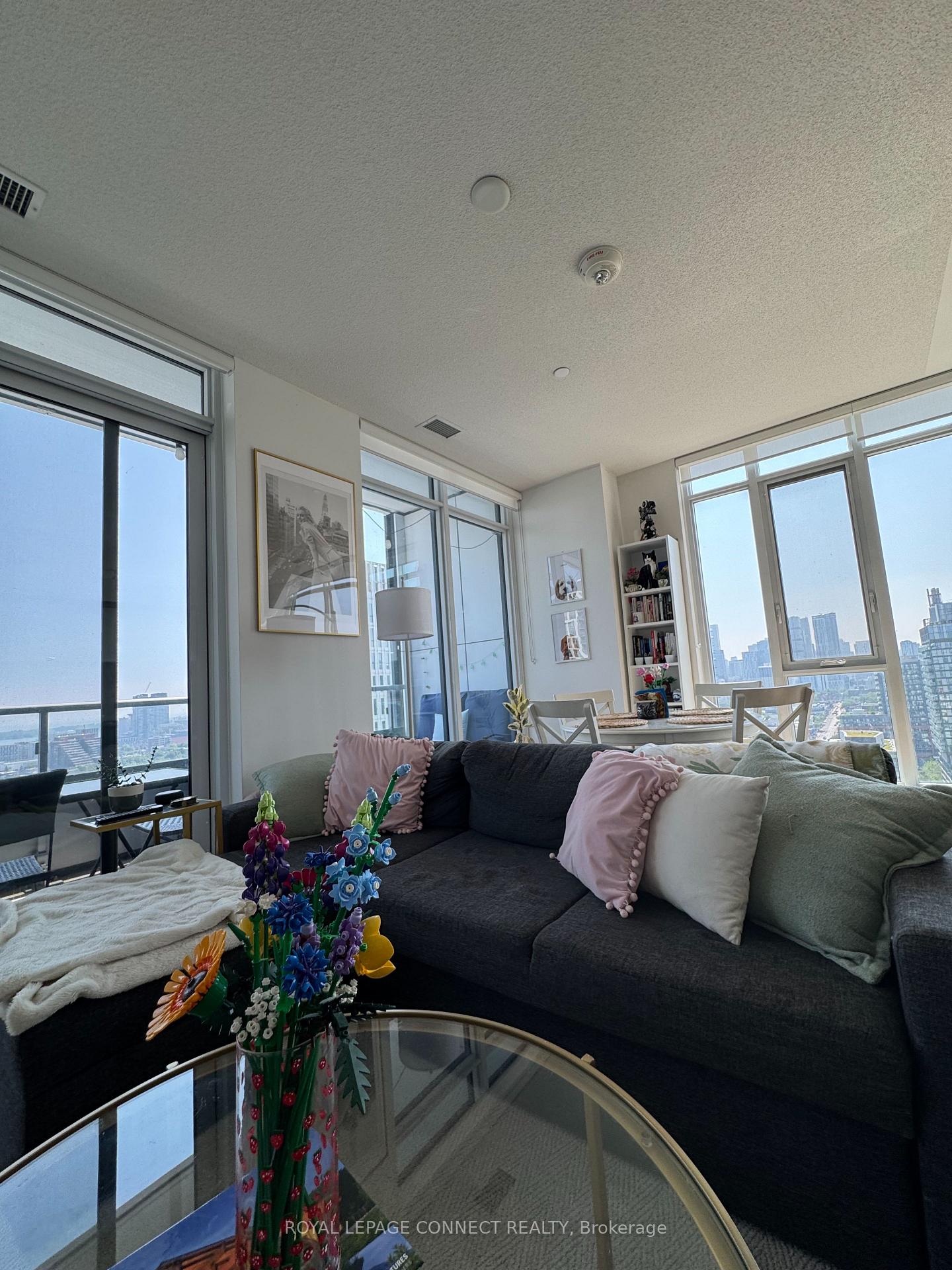 Photo 9 of Unit 2005, 225 Sumach Street, Toronto, Regent Park — HOMEH