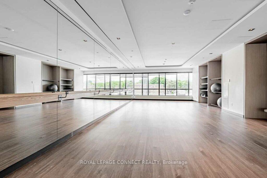 Photo 4 of Unit 2005, 225 Sumach Street, Toronto, Regent Park — HOMEH