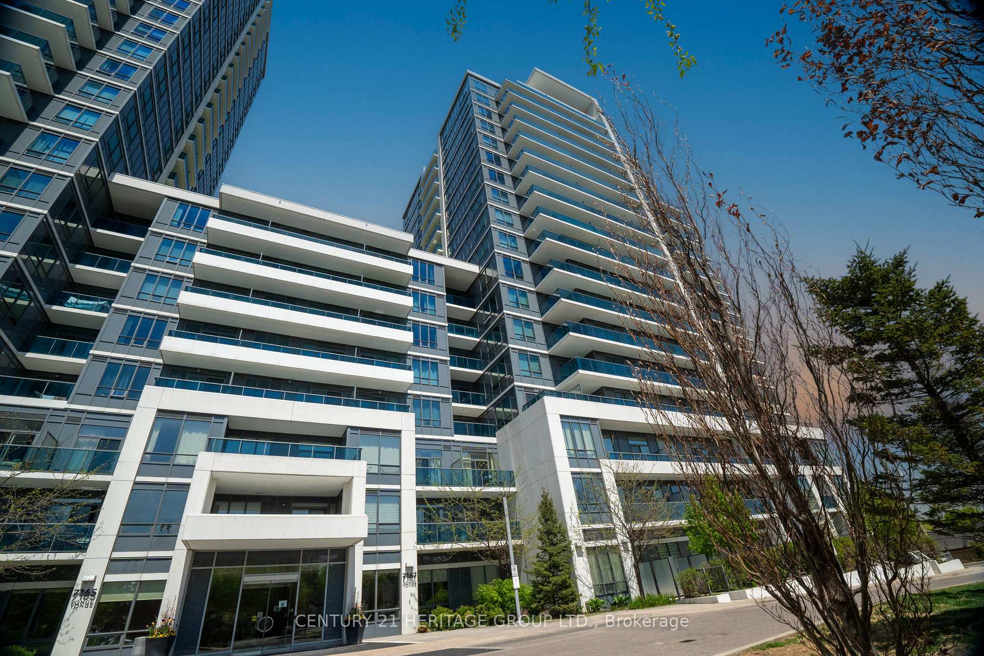 Photo 4 of Unit 1615, 7165 Yonge Street, Markham, Grandview — HOMEH