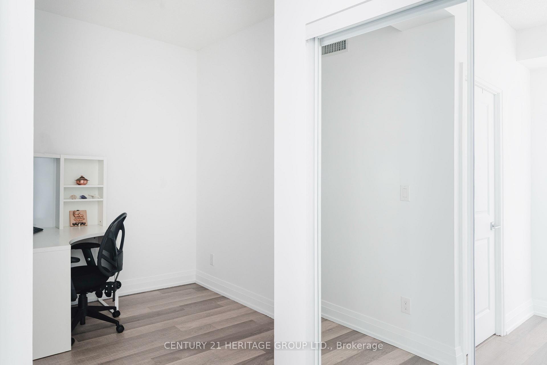 Photo 10 of Unit 1615, 7165 Yonge Street, Markham, Grandview — HOMEH