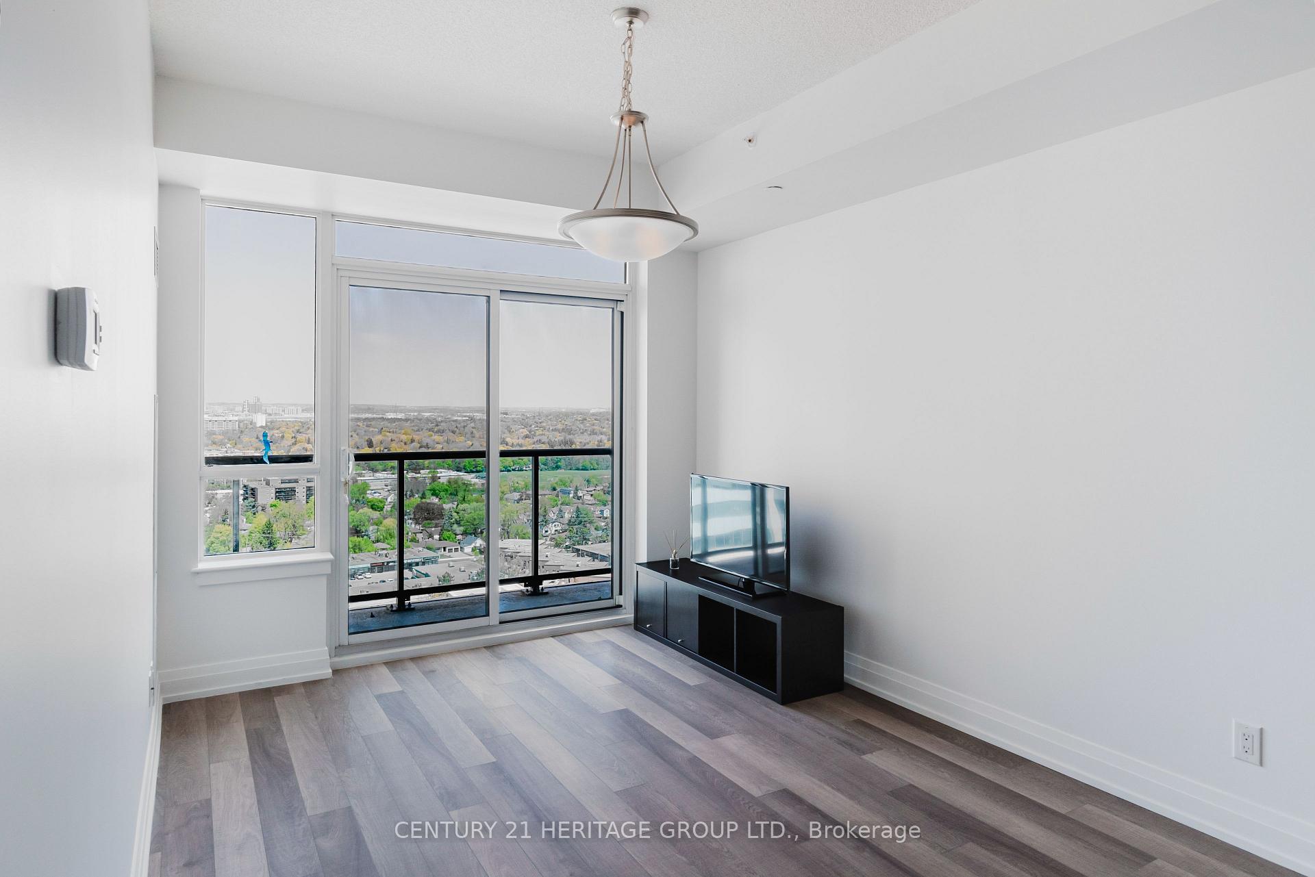 Photo 3 of Unit 1615, 7165 Yonge Street, Markham, Grandview — HOMEH