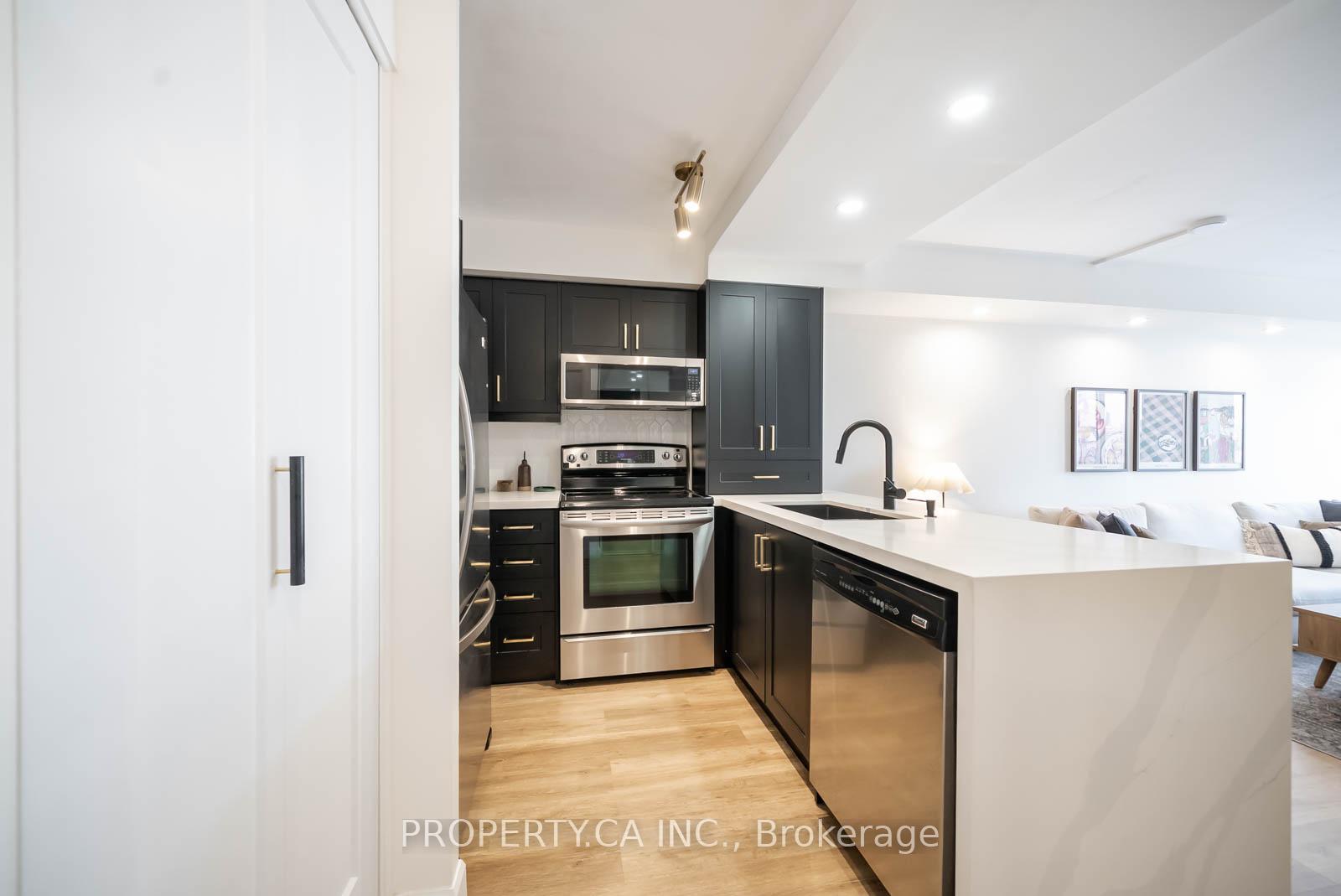 Photo 31 of Unit 920, 801 King Street W, Toronto, Niagara — HOMEH