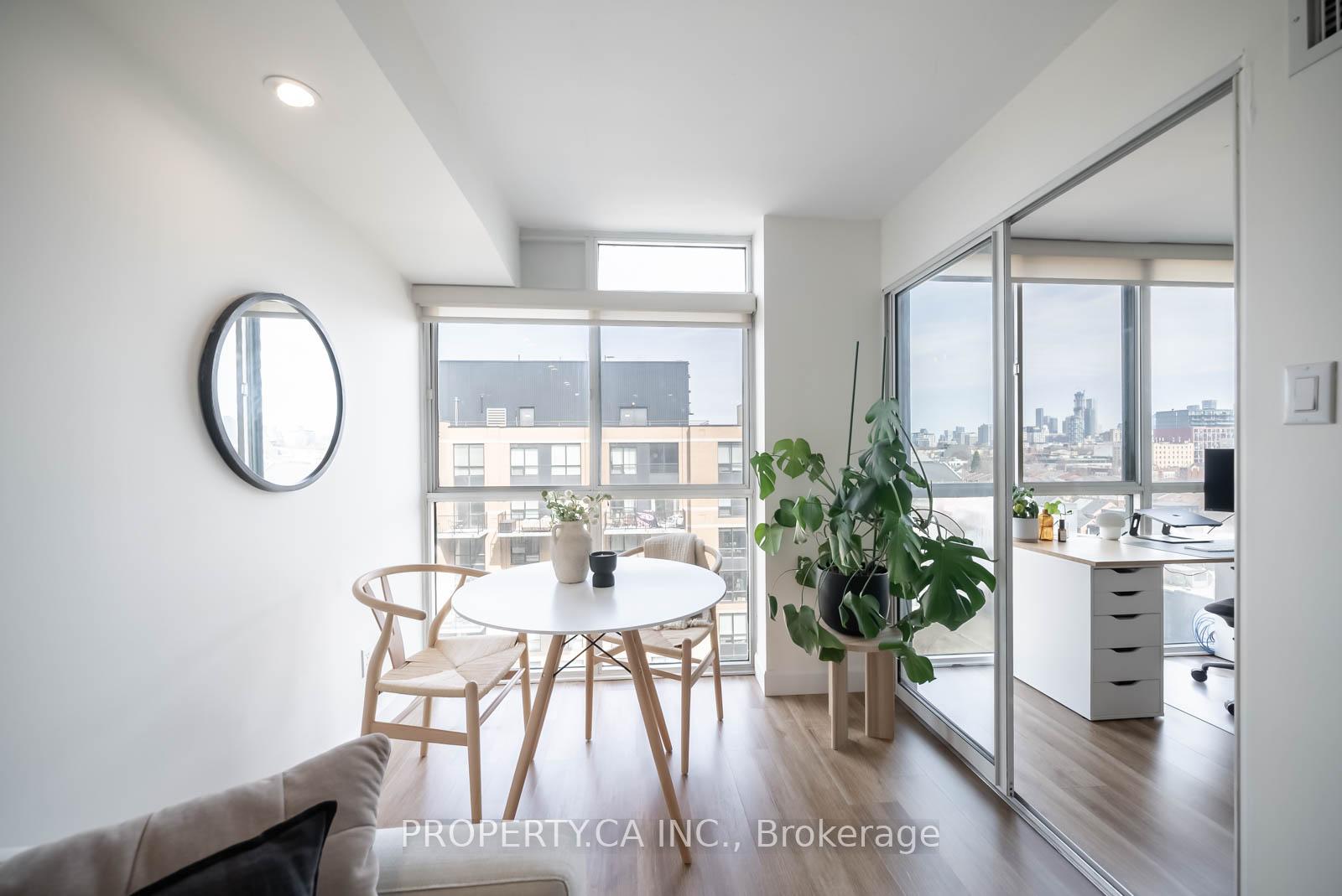 Photo 18 of Unit 920, 801 King Street W, Toronto, Niagara — HOMEH