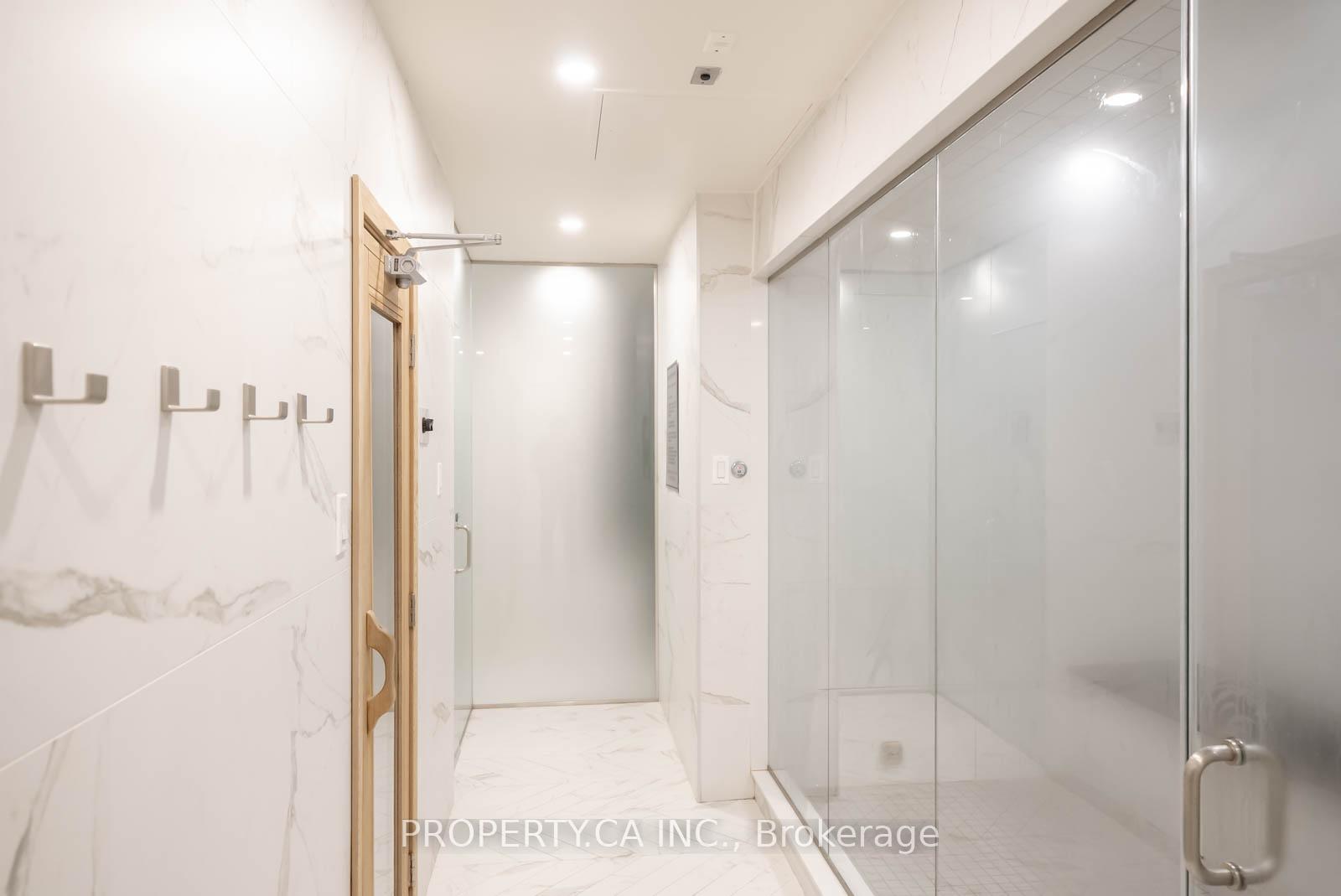 Photo 11 of Unit 920, 801 King Street W, Toronto, Niagara — HOMEH