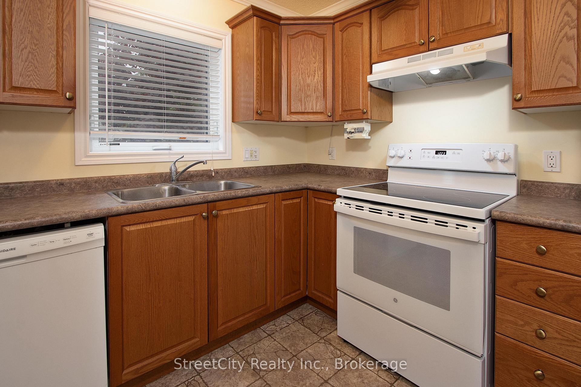 Photo 17 of Unit 21, 30 Ann Street, St. Marys — HOMEH