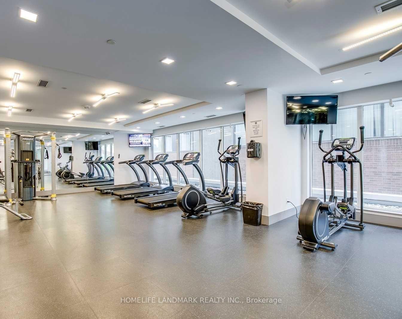 Photo 3 of Unit 2005, 58 Orchard View Boulevard, Toronto, Yonge-Eglinton — HOMEH