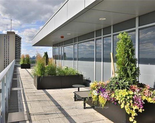 Photo 9 of Unit 2005, 58 Orchard View Boulevard, Toronto, Yonge-Eglinton — HOMEH