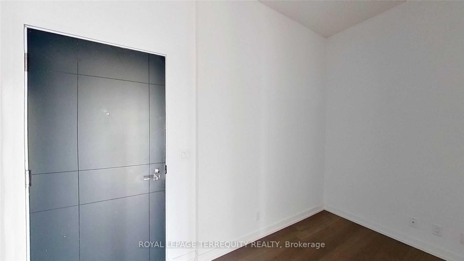 Photo 14 of Unit 2517, 98 Lillian Street, Toronto, Mount Pleasant West — HOMEH