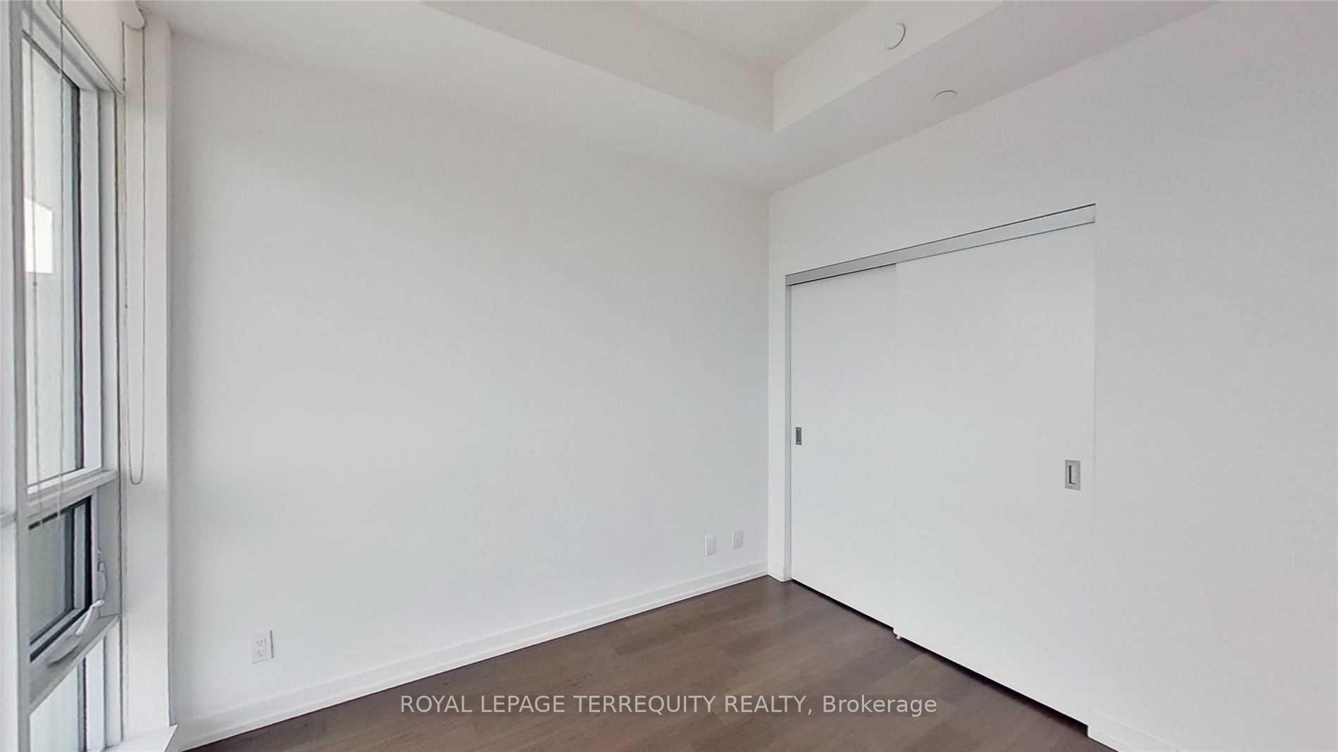 Photo 7 of Unit 2517, 98 Lillian Street, Toronto, Mount Pleasant West — HOMEH