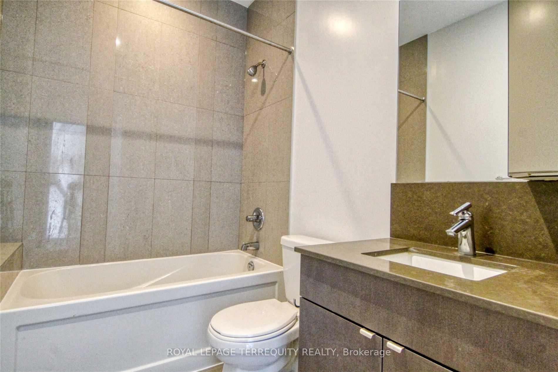 Photo 19 of Unit 2517, 98 Lillian Street, Toronto, Mount Pleasant West — HOMEH