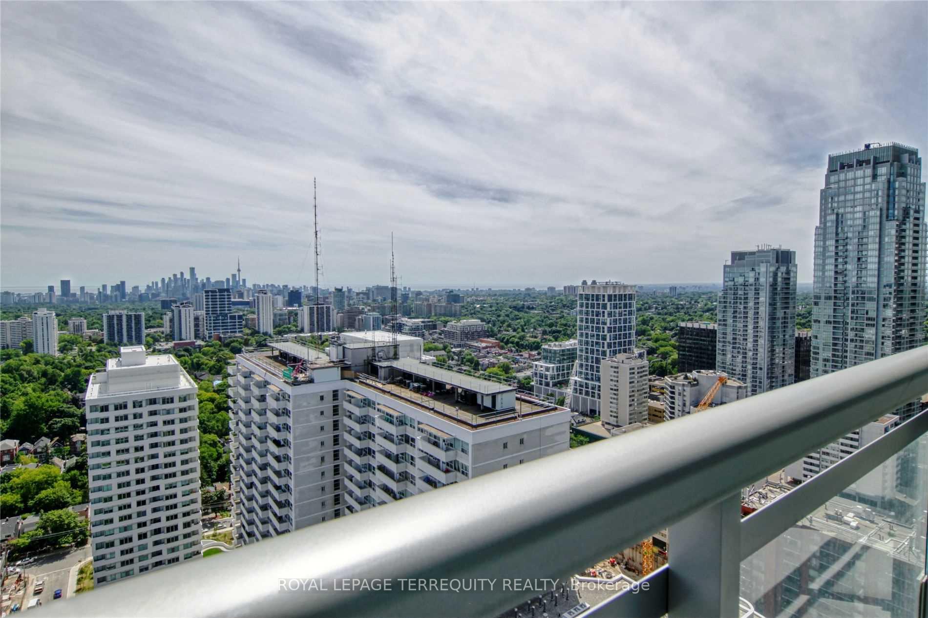 Photo 22 of Unit 2517, 98 Lillian Street, Toronto, Mount Pleasant West — HOMEH
