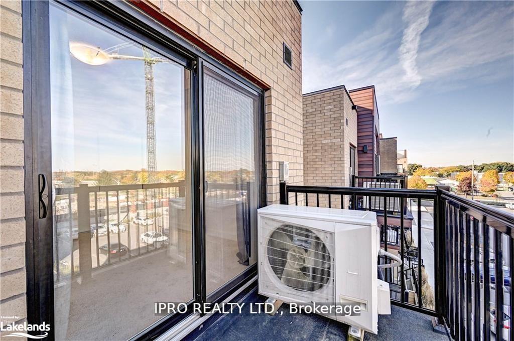 Photo 6 of Unit D14, 10 Palace Street, Kitchener, Laurentian Hills — HOMEH