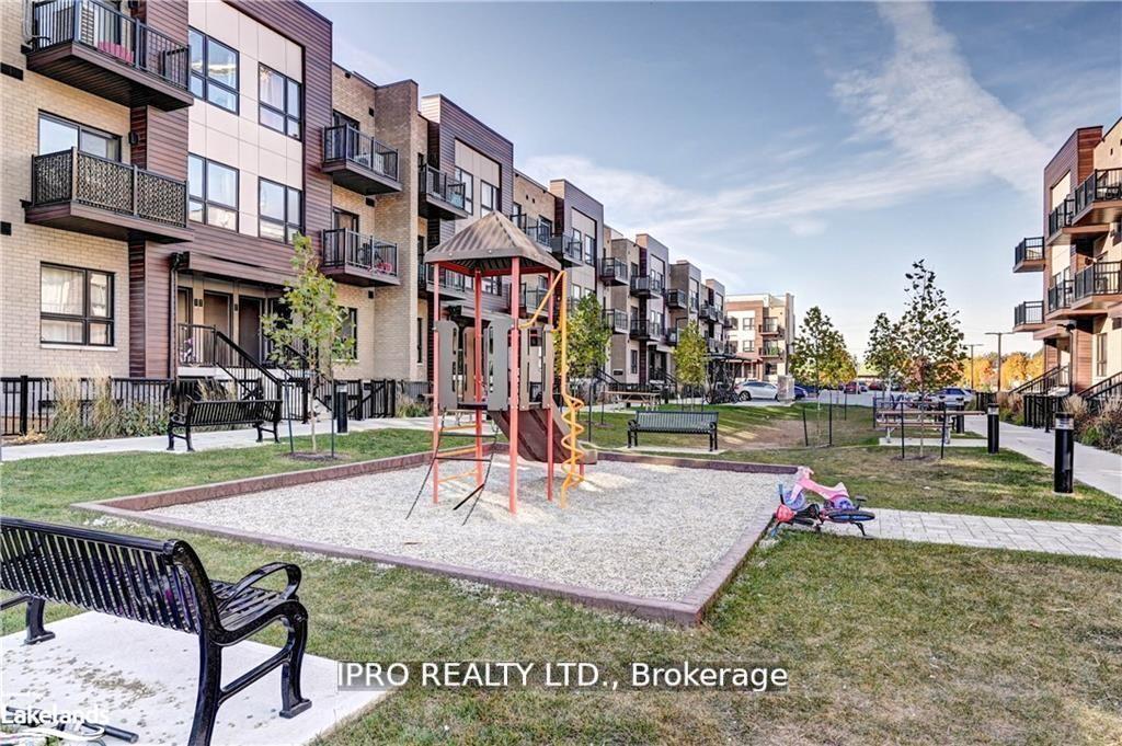 Photo 14 of Unit D14, 10 Palace Street, Kitchener, Laurentian Hills — HOMEH