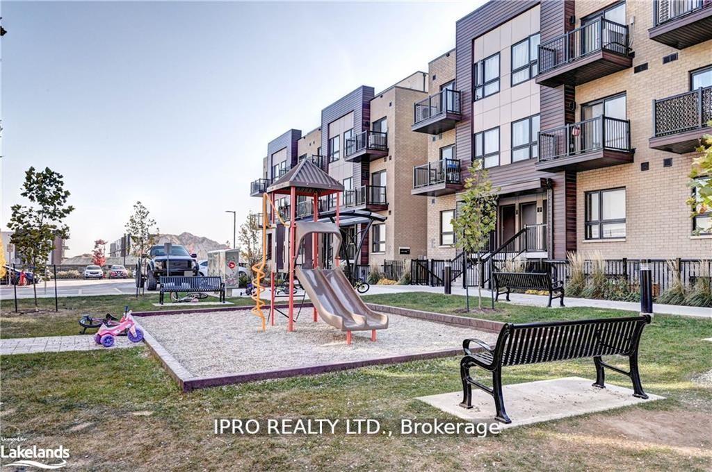 Photo 13 of Unit D14, 10 Palace Street, Kitchener, Laurentian Hills — HOMEH
