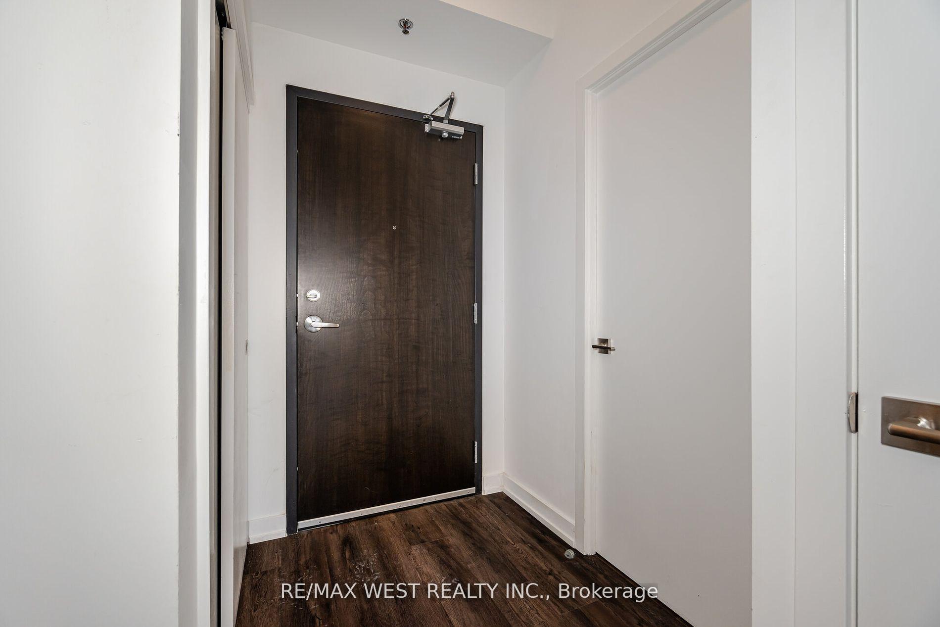 Photo 8 of Unit 208, 430 Essa Road, Barrie, Holly — HOMEH