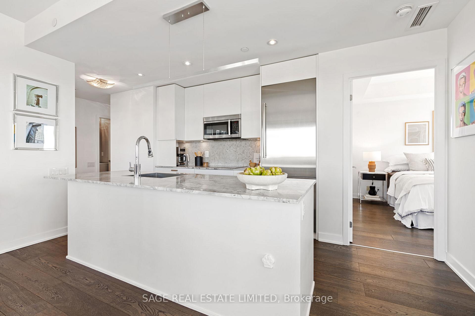 Photo 6 of Unit 2102, 1815 Yonge Street, Toronto, Mount Pleasant West — HOMEH