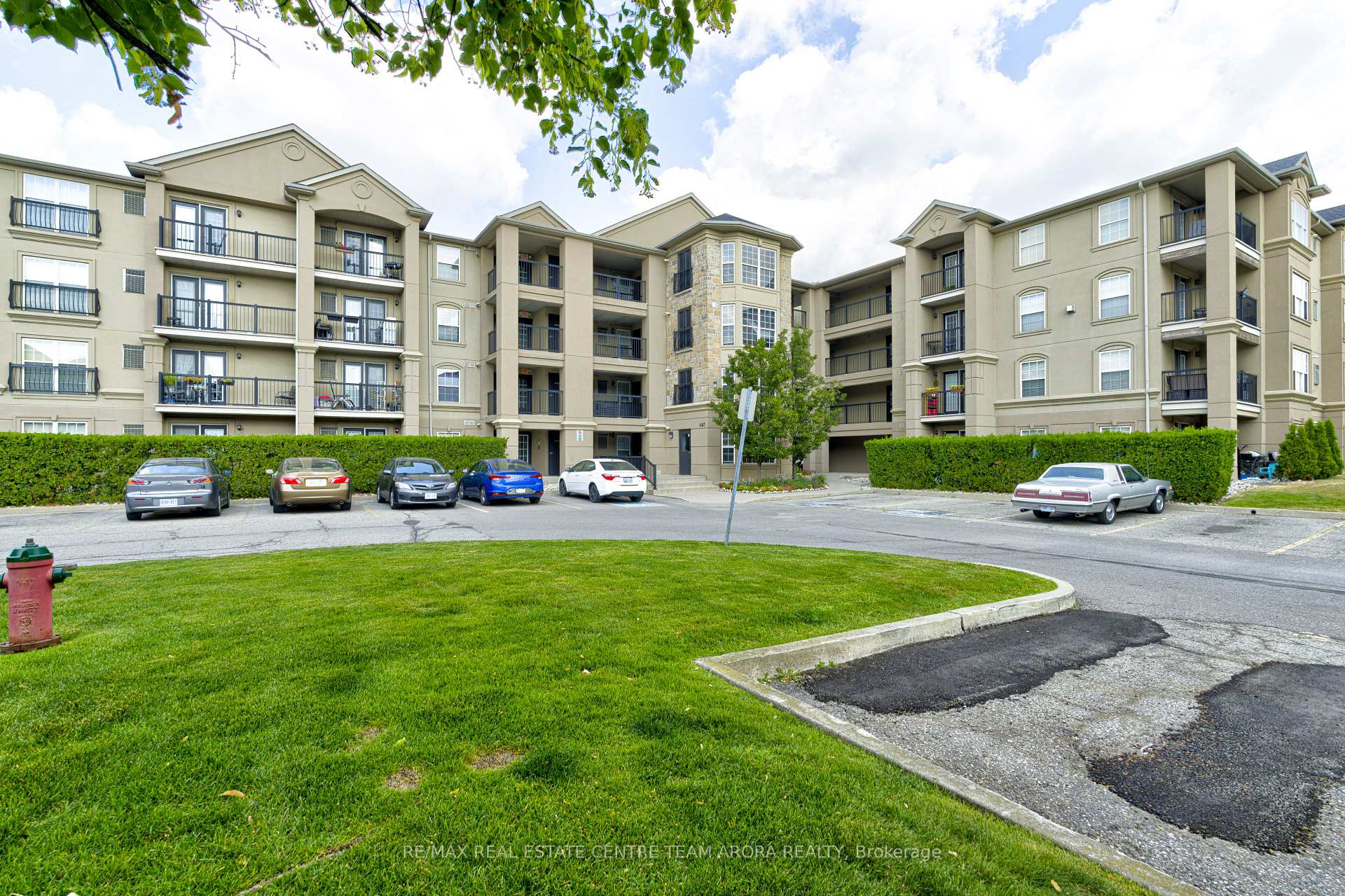 Front of Unit 408, 1483 Maple Avenue