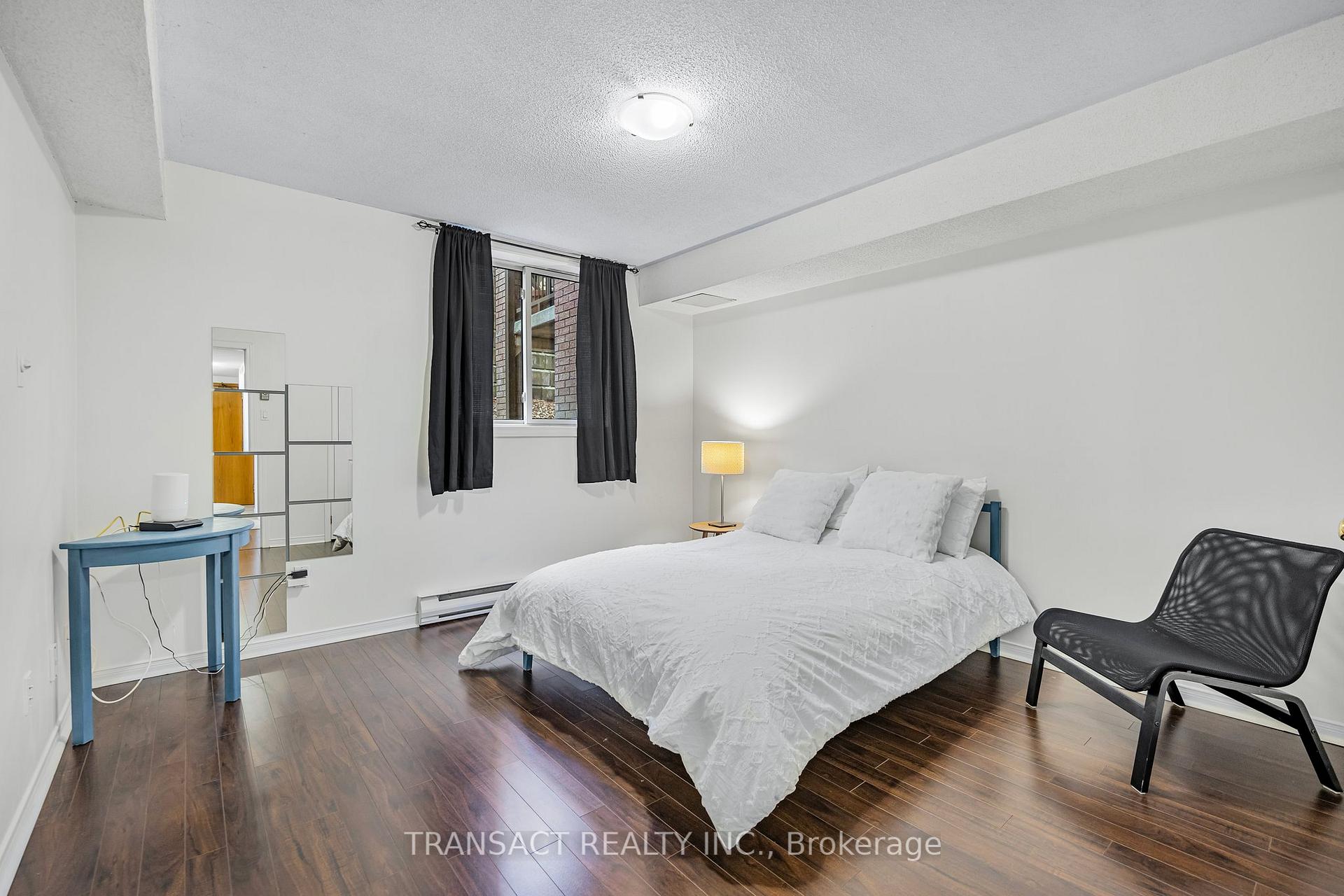 Photo 7 of Unit 108, 25 Meadow Lane, Barrie, Ardagh — HOMEH