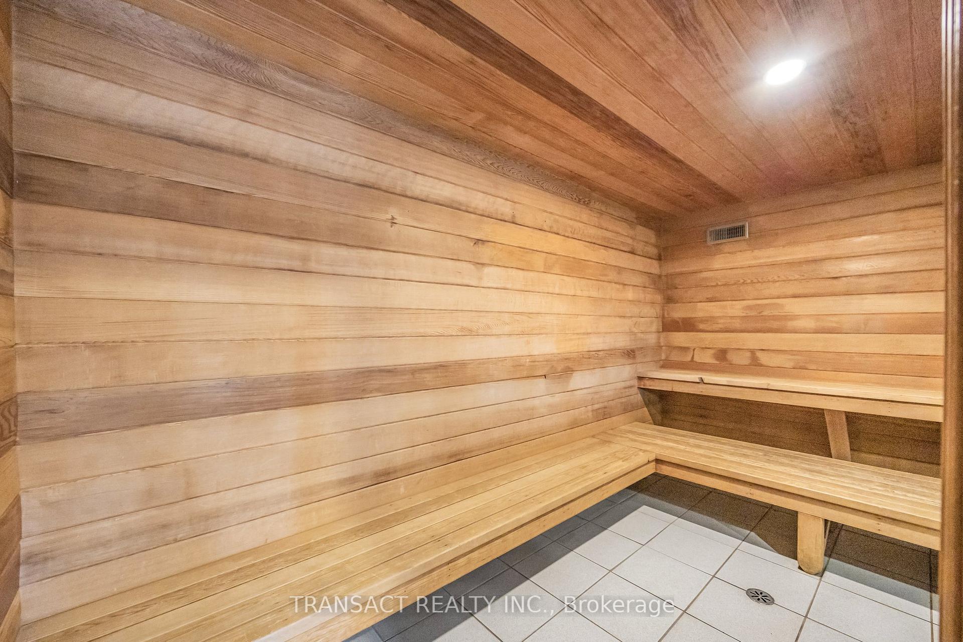 Photo 11 of Unit 108, 25 Meadow Lane, Barrie, Ardagh — HOMEH