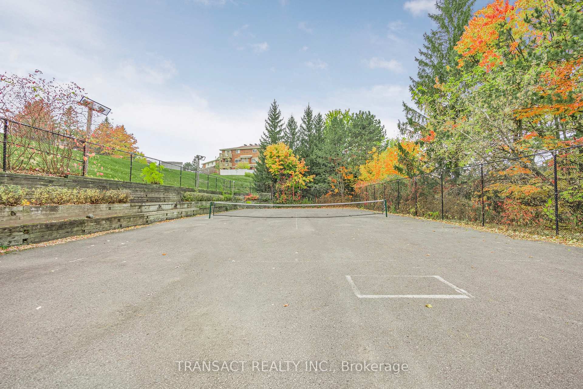 Photo 12 of Unit 108, 25 Meadow Lane, Barrie, Ardagh — HOMEH