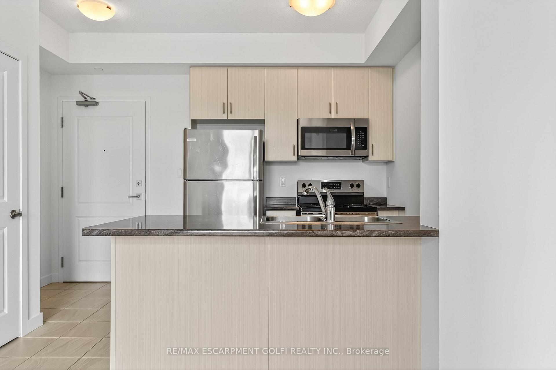 Photo 30 of Unit 530, 101 Shoreview Place, Hamilton, Stoney Creek — HOMEH