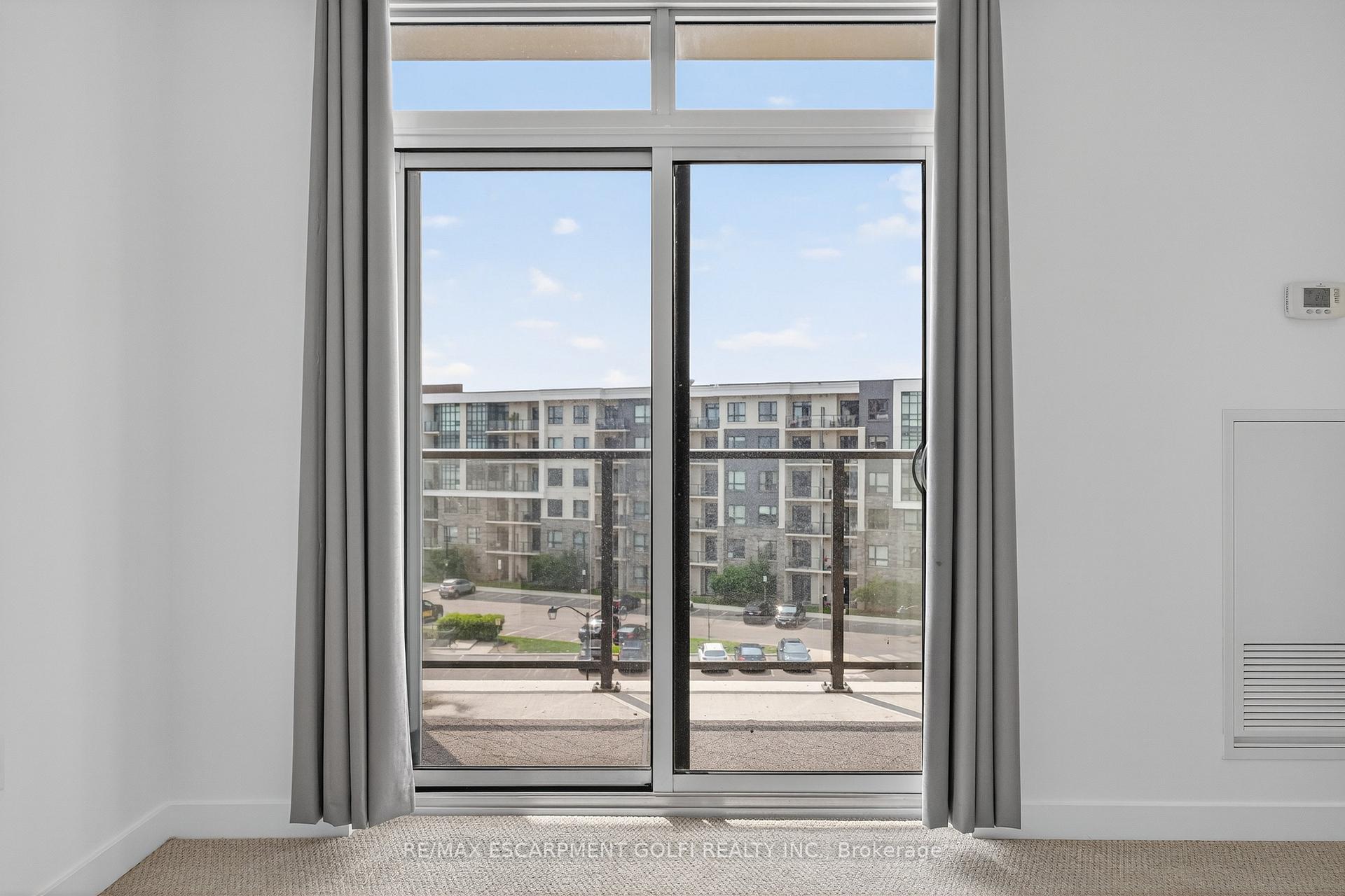 Photo 18 of Unit 530, 101 Shoreview Place, Hamilton, Stoney Creek — HOMEH