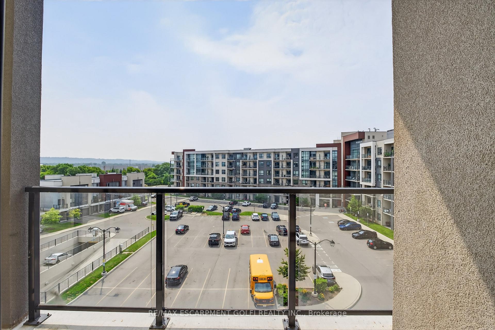 Photo 21 of Unit 530, 101 Shoreview Place, Hamilton, Stoney Creek — HOMEH