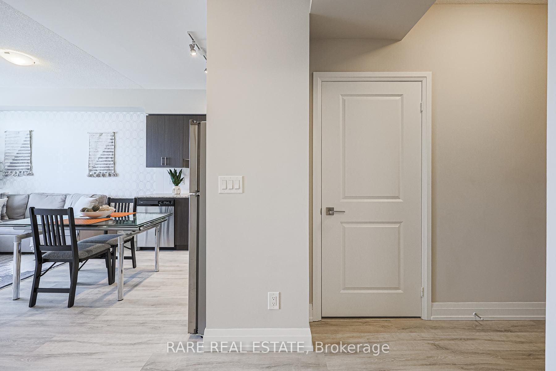 Photo 10 of Unit 2109, 3700 Highway 7, Vaughan, Vaughan Corporate Centre — HOMEH