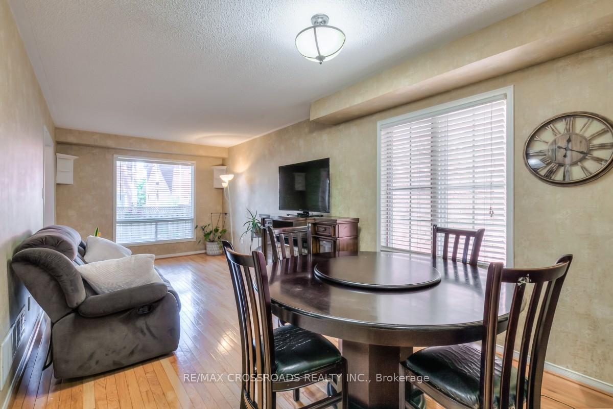 Photo 14 of Unit 26, 37 Arnold Estate Lane, Ajax, Central — HOMEH