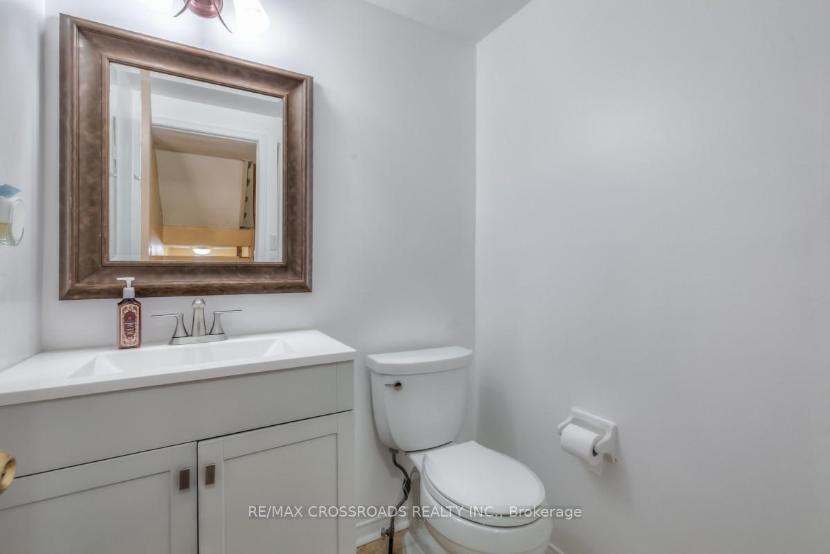 Photo 12 of Unit 26, 37 Arnold Estate Lane, Ajax, Central — HOMEH