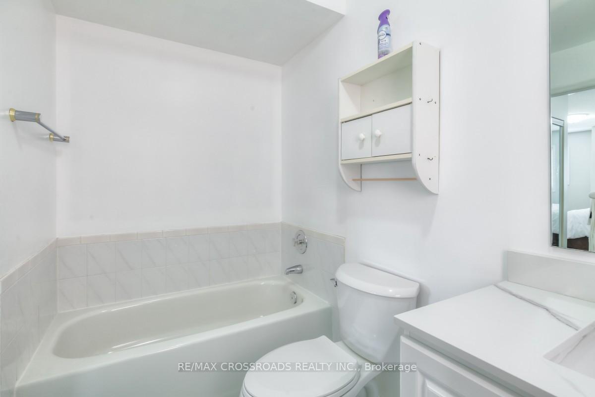 Photo 31 of Unit 26, 37 Arnold Estate Lane, Ajax, Central — HOMEH