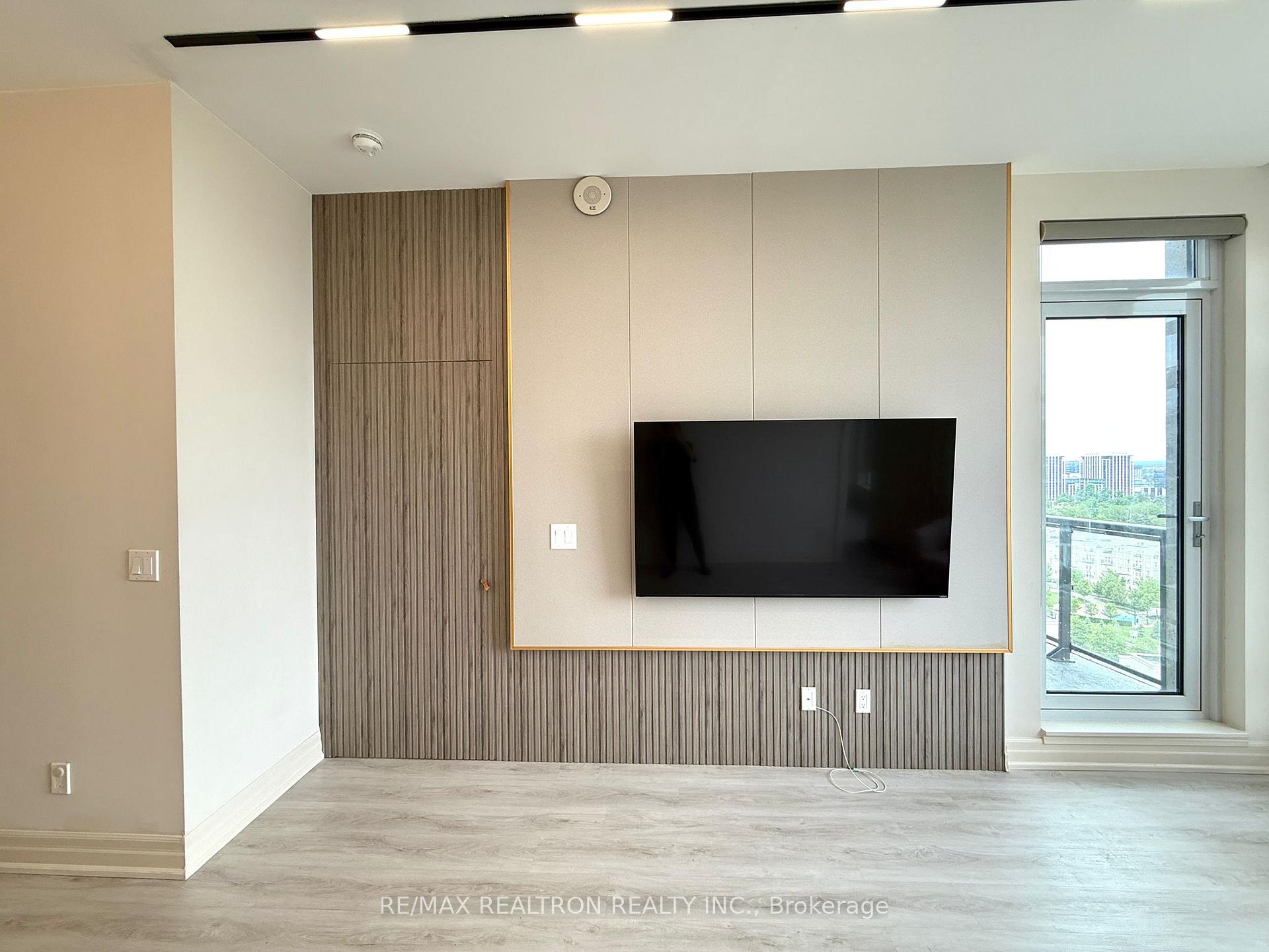 Photo 4 of Unit 1407, 8110 Birchmount Road, Markham, Unionville — HOMEH
