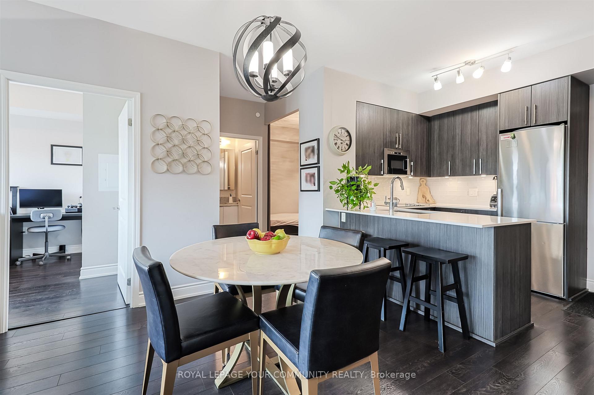 Photo 7 of Unit 208, 99 Eagle Rock Way S, Vaughan, Maple — HOMEH