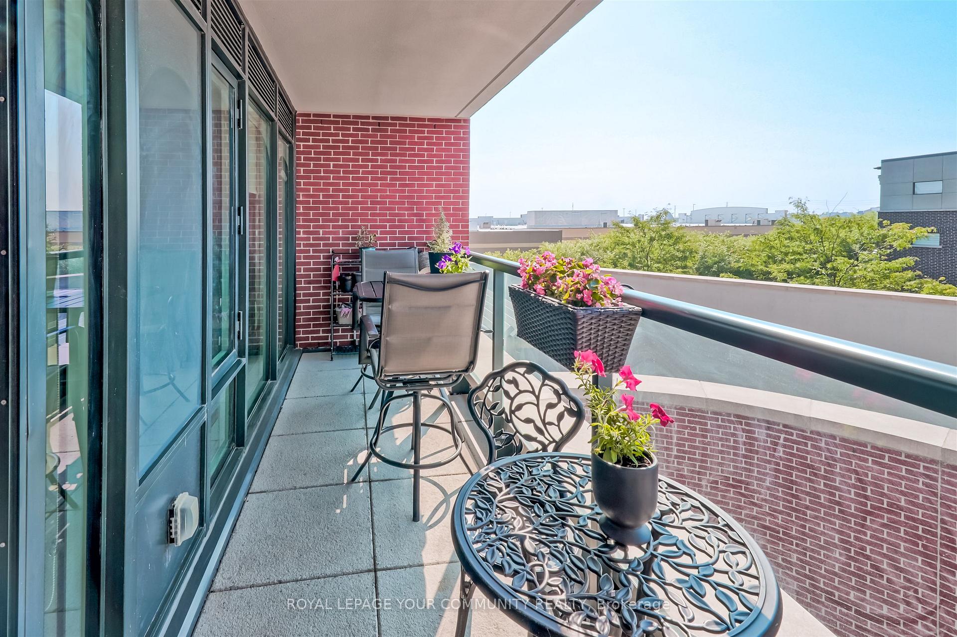 Photo 31 of Unit 208, 99 Eagle Rock Way S, Vaughan, Maple — HOMEH