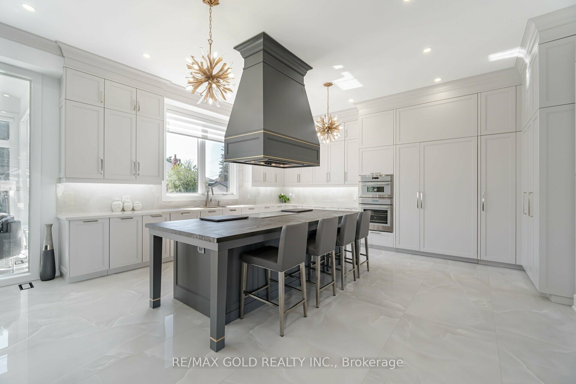Photo 13 of 36 William Street, Caledon, Bolton West — HOMEH