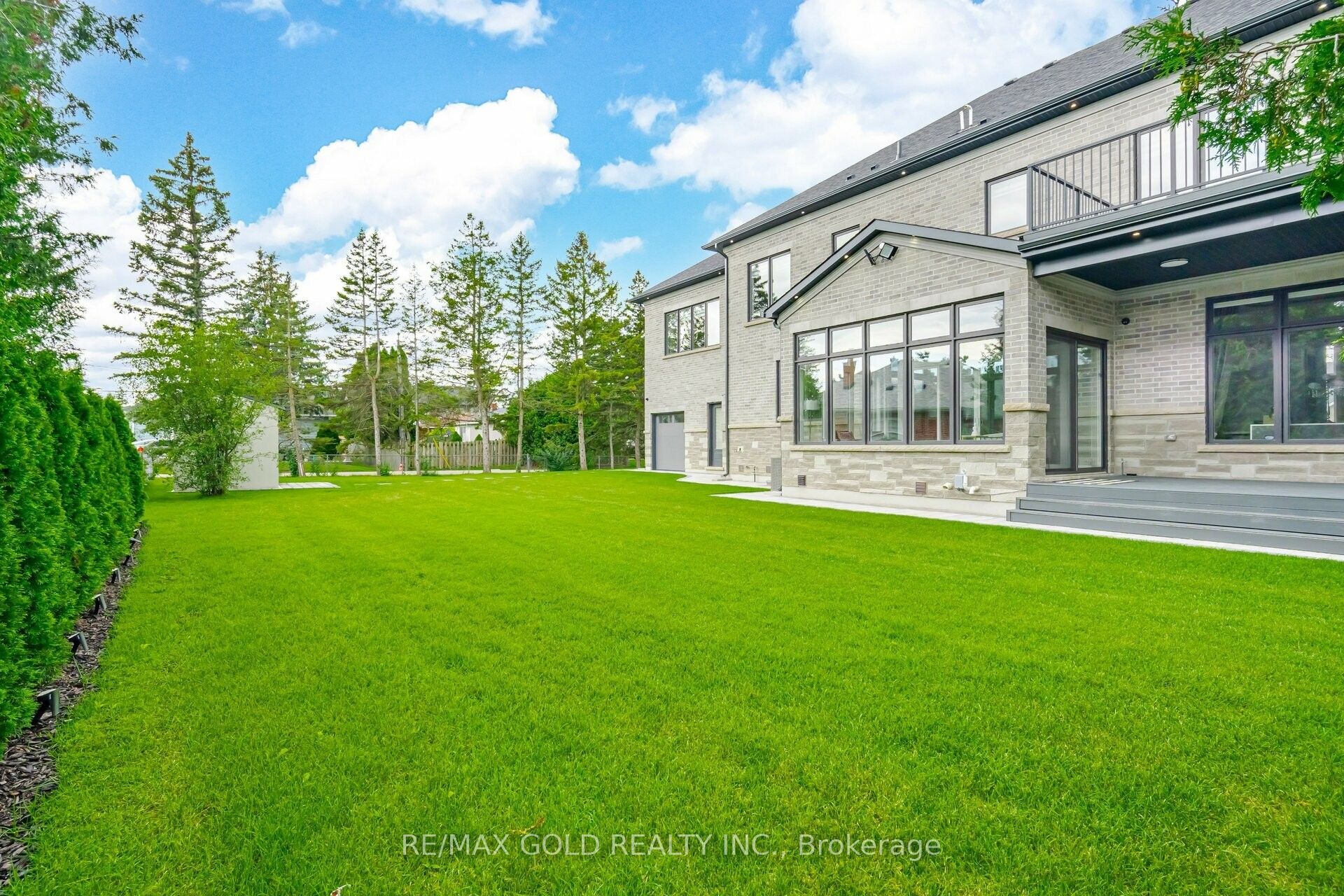 Photo 46 of 36 William Street, Caledon, Bolton West — HOMEH