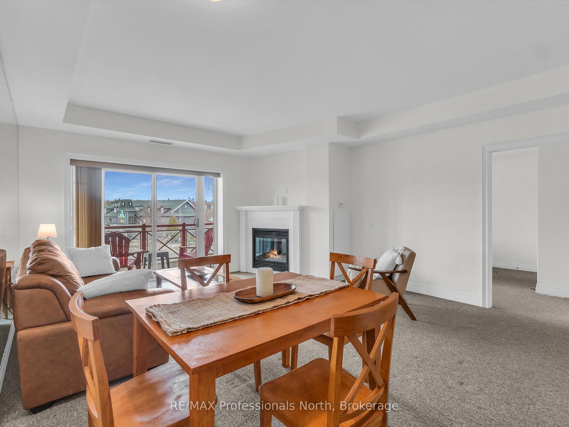Photo 6 of Unit 305, 130 Steamship Bay Road, Gravenhurst, Muskoka (S) — HOMEH