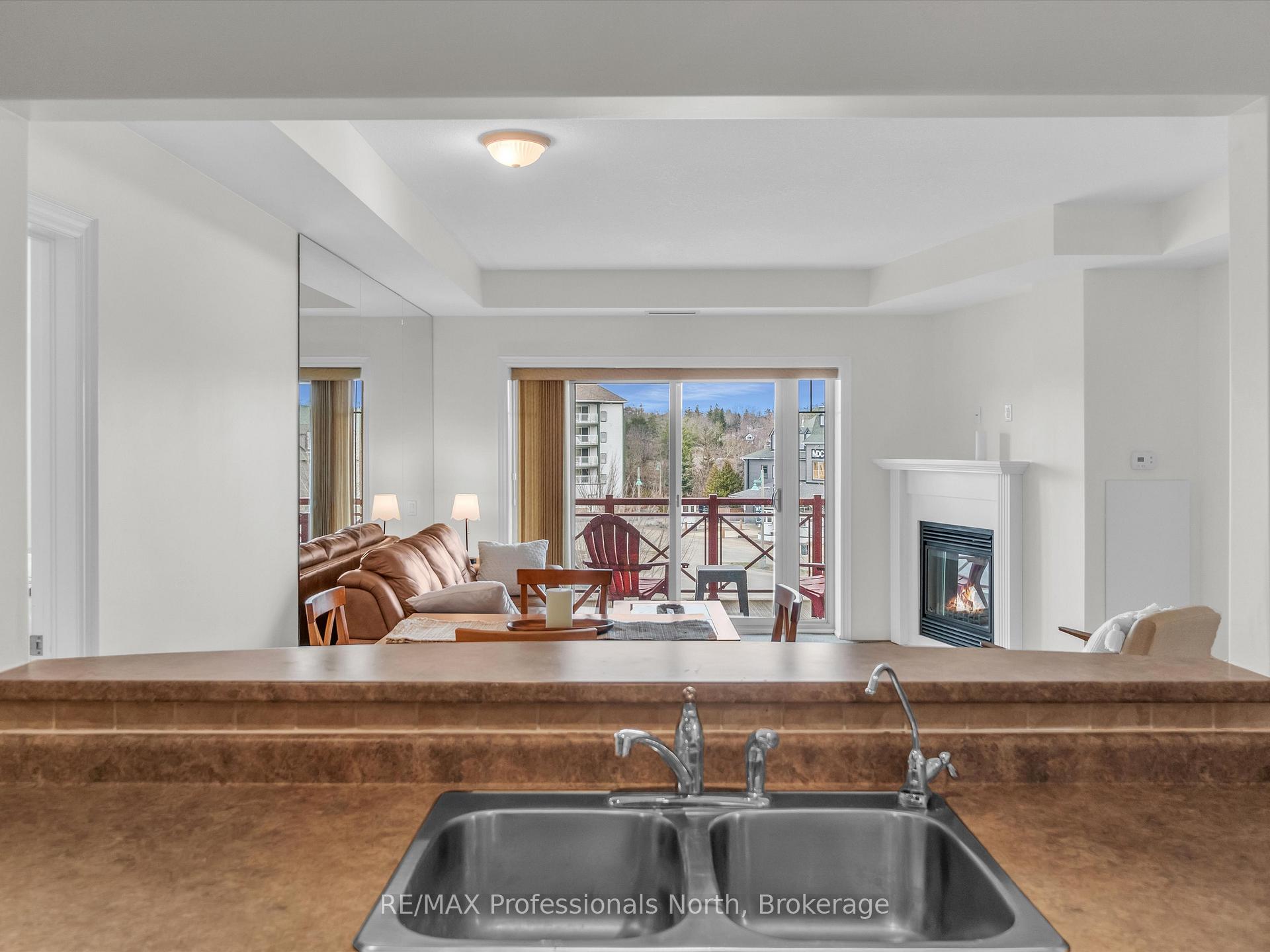 Photo 17 of Unit 305, 130 Steamship Bay Road, Gravenhurst, Muskoka (S) — HOMEH