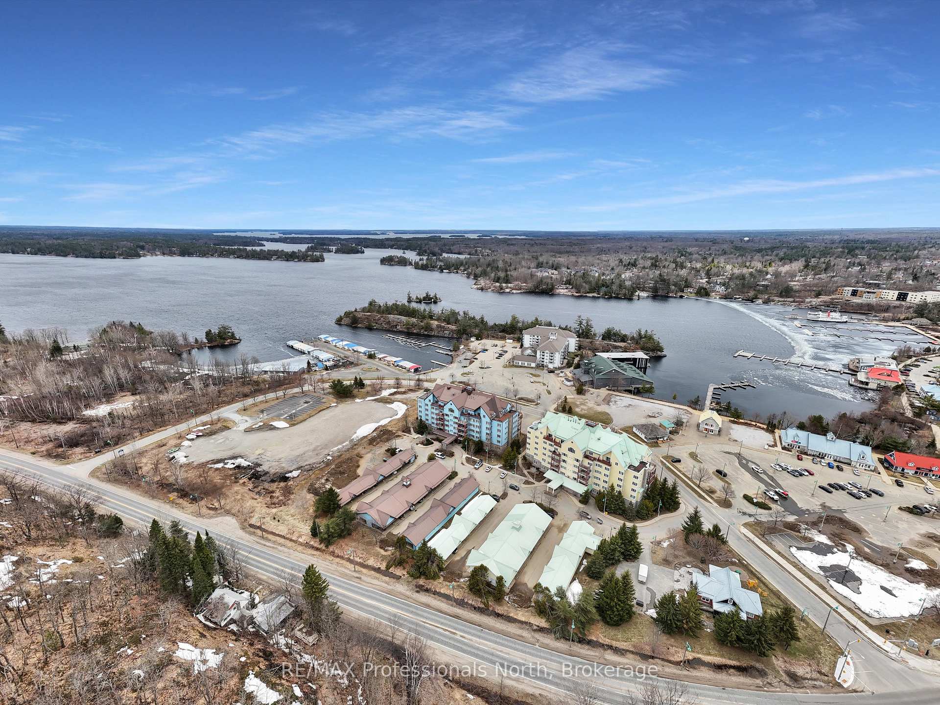 Photo 11 of Unit 305, 130 Steamship Bay Road, Gravenhurst, Muskoka (S) — HOMEH