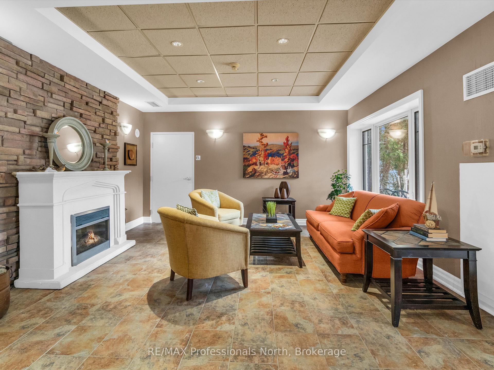 Photo 23 of Unit 305, 130 Steamship Bay Road, Gravenhurst, Muskoka (S) — HOMEH