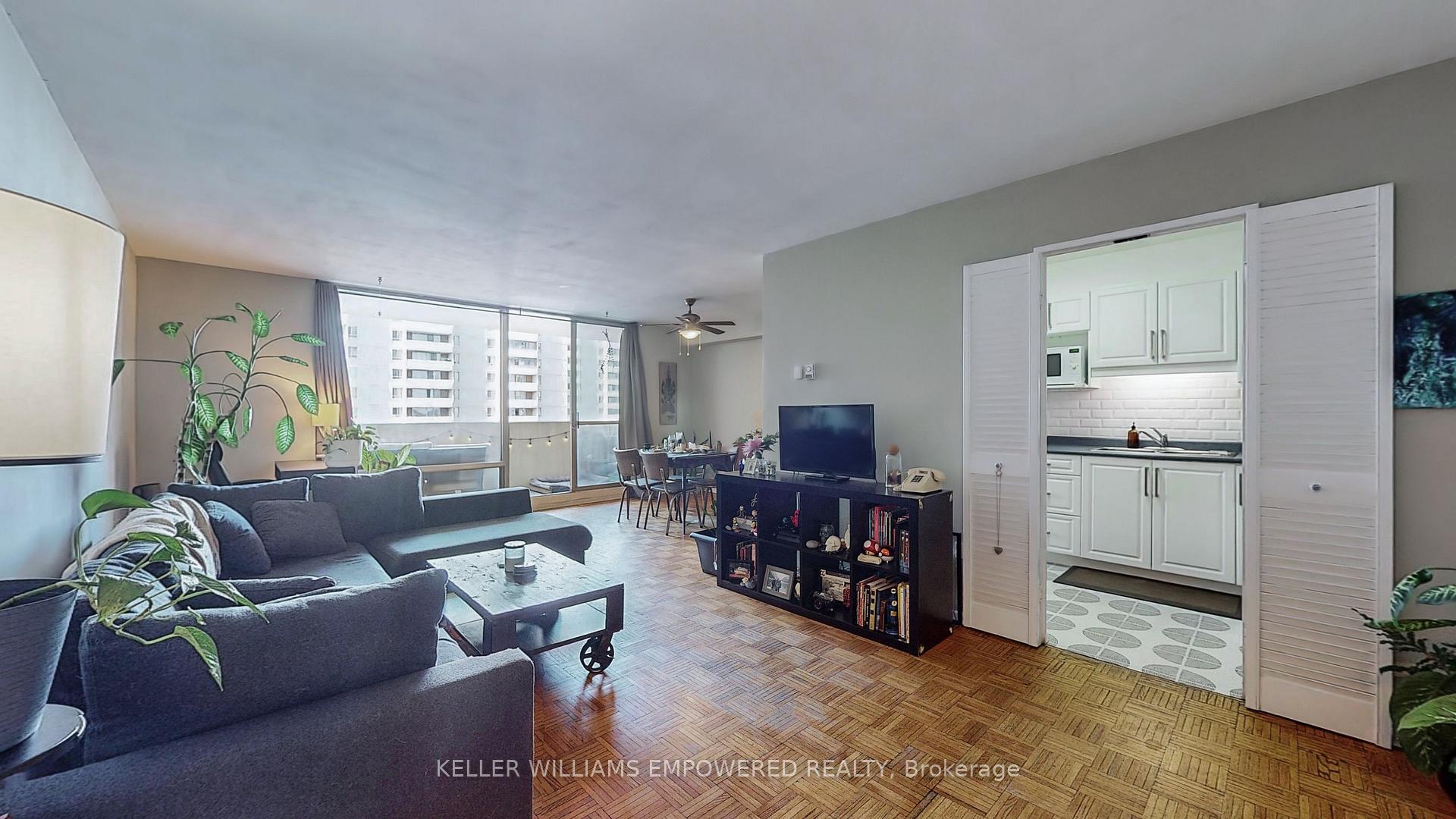Photo 8 of Unit 2301, 5 Massey Square, Toronto, Crescent Town — HOMEH