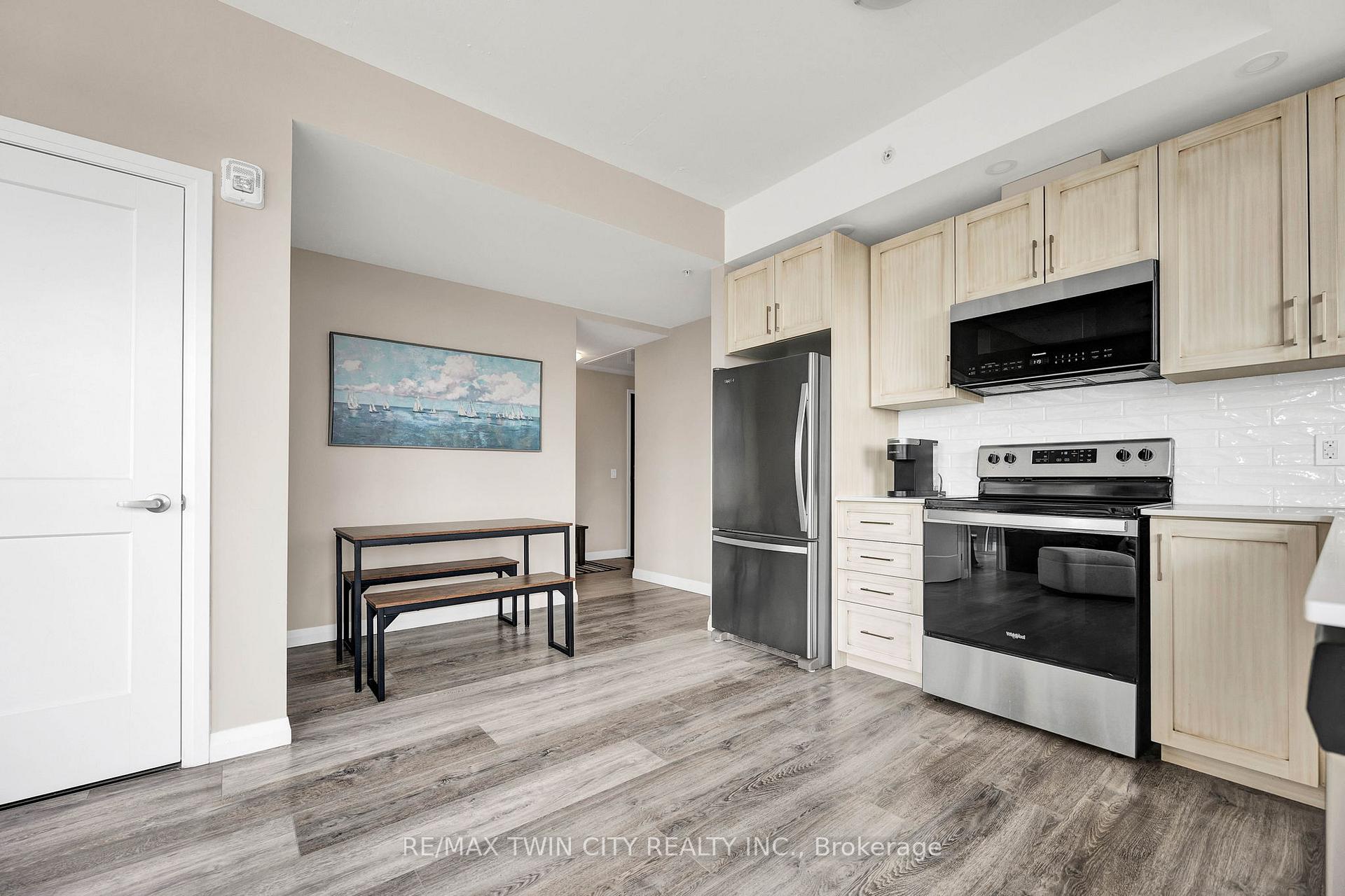 Photo 11 of Unit 1111, 108 Garment Street, Kitchener — HOMEH