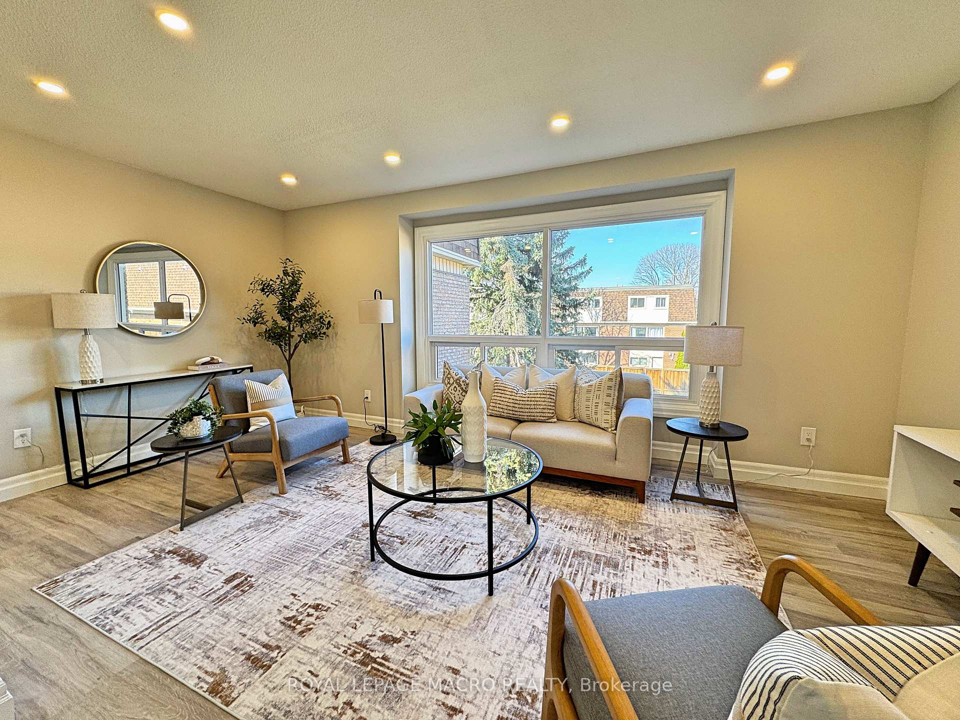Photo 20 of Unit 35, 125 Bonaventure Drive, Hamilton, Gilbert — HOMEH