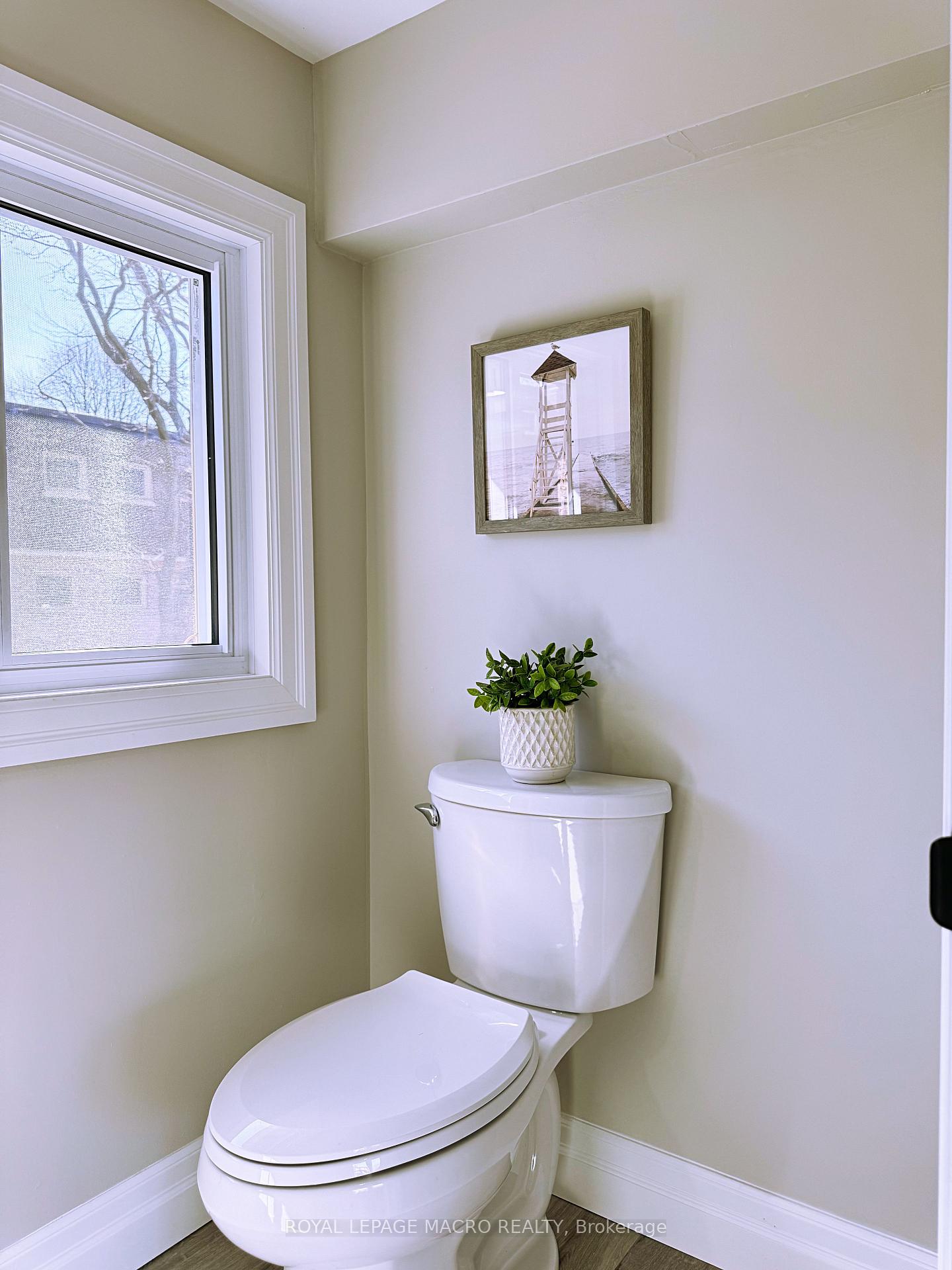 Photo 18 of Unit 35, 125 Bonaventure Drive, Hamilton, Gilbert — HOMEH