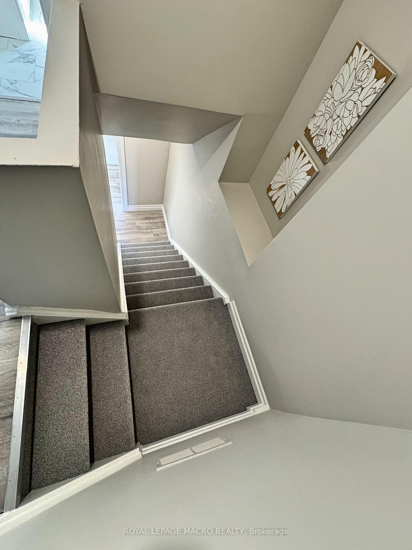 Photo 11 of Unit 35, 125 Bonaventure Drive, Hamilton, Gilbert — HOMEH
