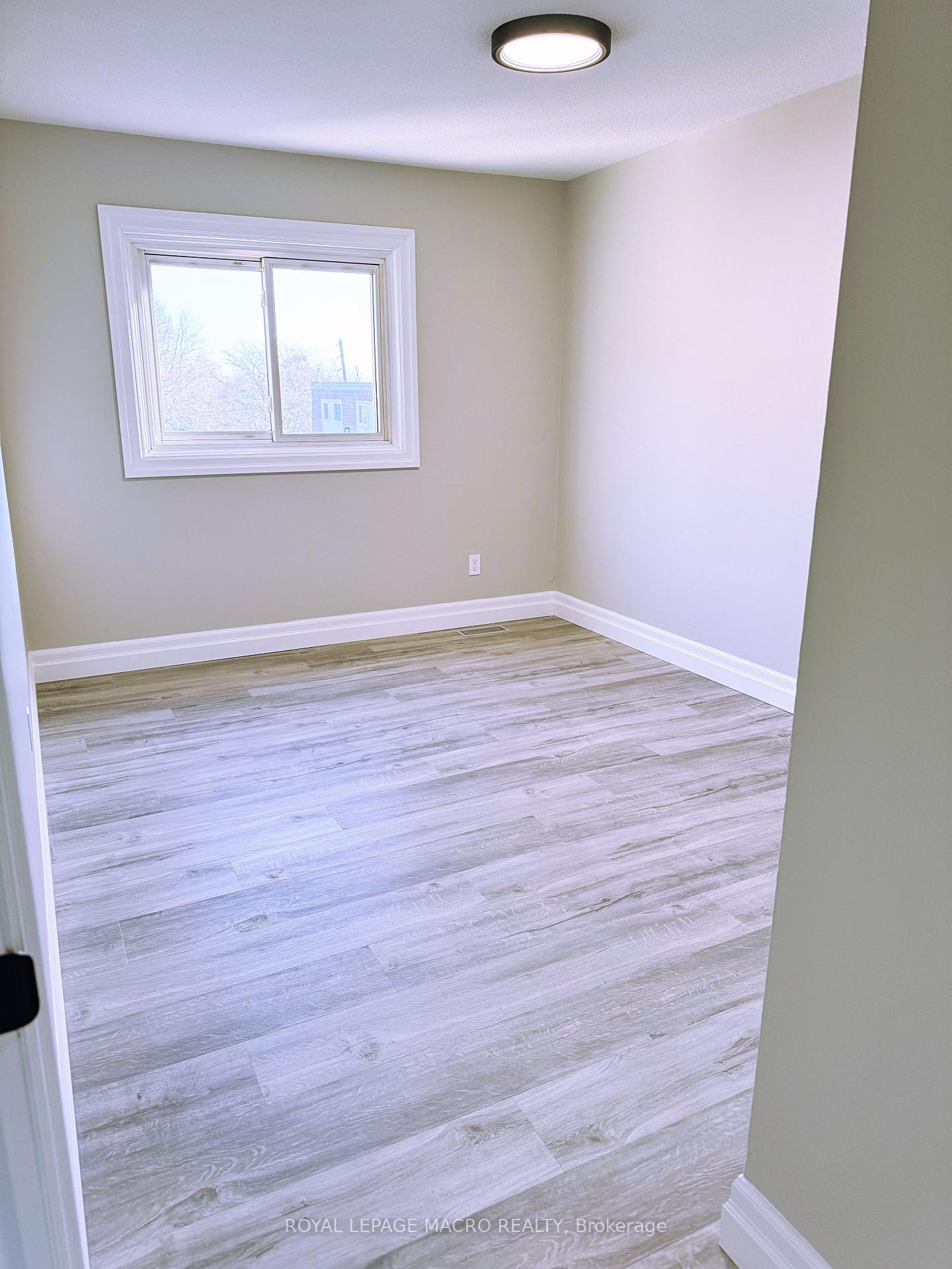Photo 15 of Unit 35, 125 Bonaventure Drive, Hamilton, Gilbert — HOMEH