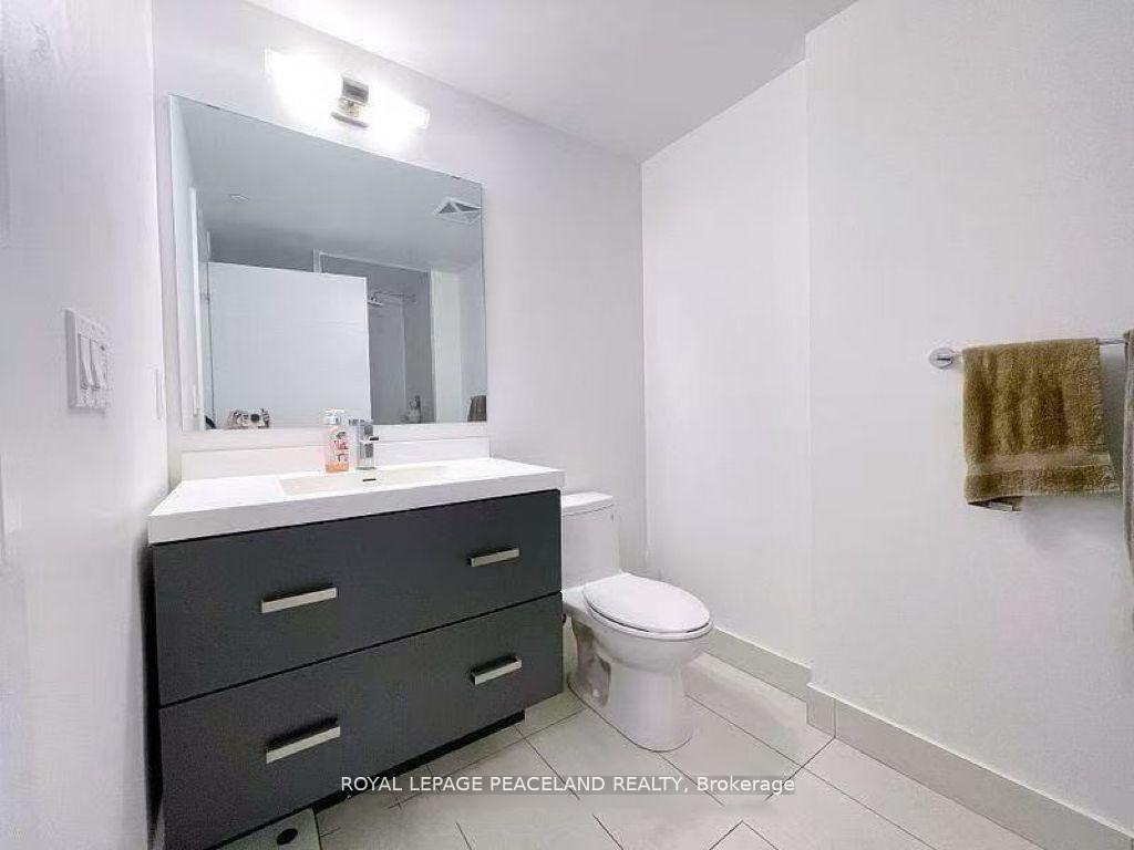 Photo 3 of Unit 1606, 50 Wellesley Street E, Toronto, Church-Yonge Corridor — HOMEH