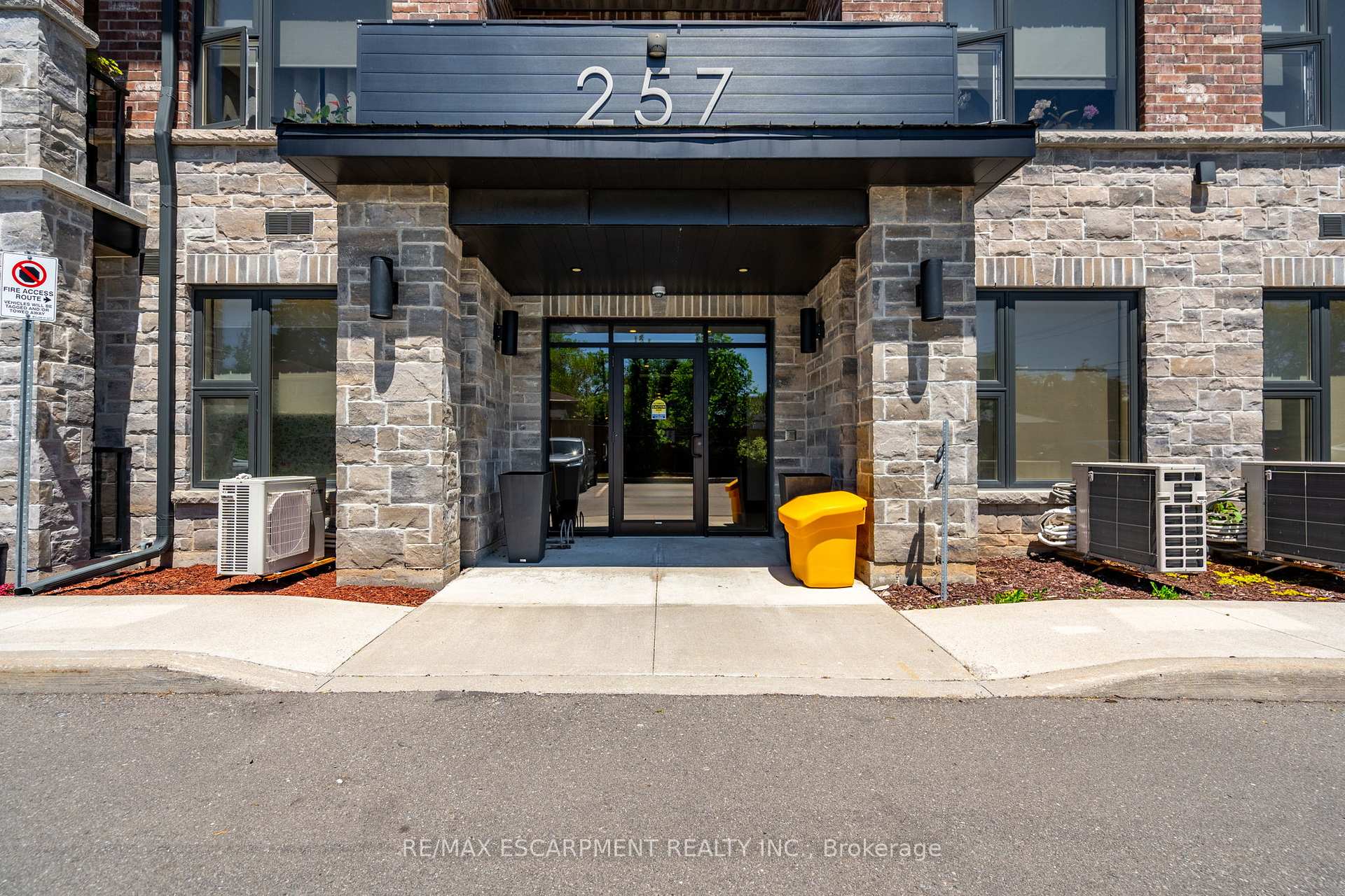 Photo 7 of Unit 312, 257 Millen Road, Hamilton, Stoney Creek — HOMEH