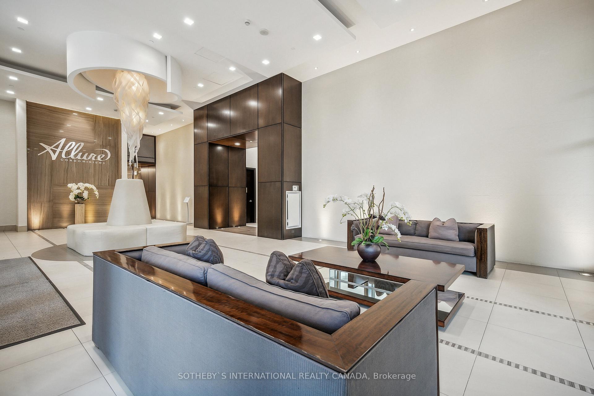 Photo 2 of Unit 625, 23 Glebe Road W, Toronto, Yonge-Eglinton — HOMEH